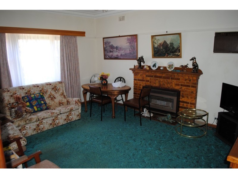 42 Wills Street, Maryborough VIC 3465