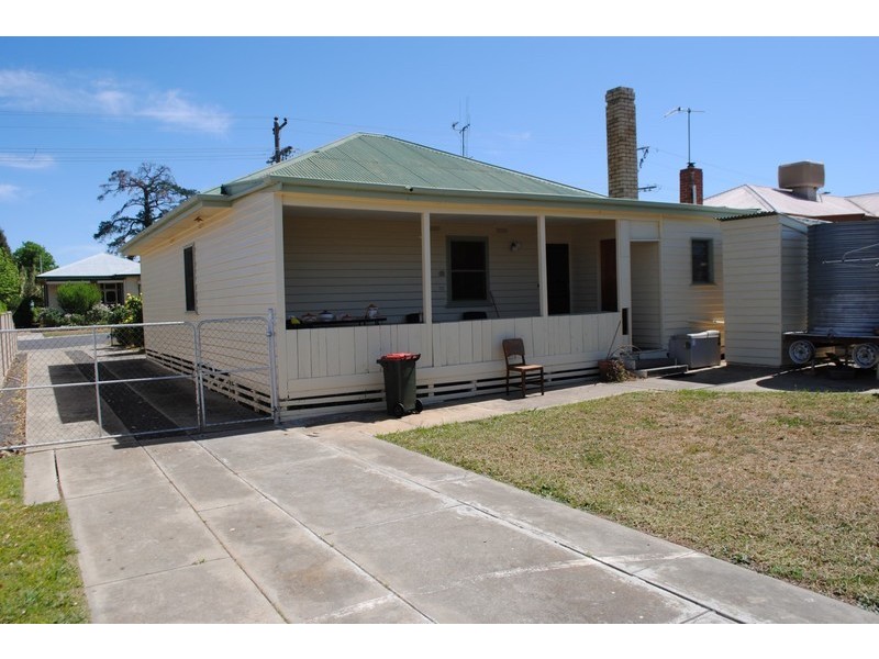 42 Wills Street, Maryborough VIC 3465