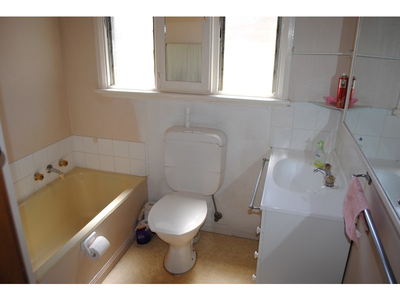 42 Wills Street, Maryborough VIC 3465