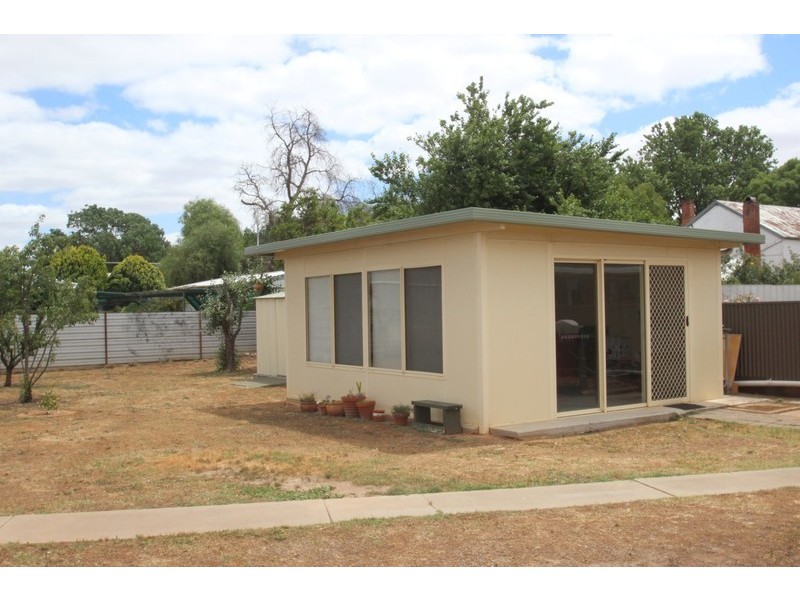 39 Green Street, Carisbrook VIC 3464