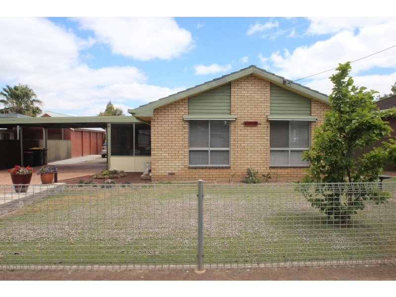 39 Green Street, Carisbrook VIC 3464