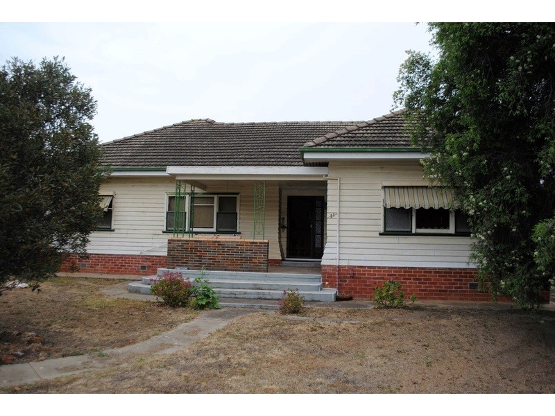 31 Park Road, Maryborough VIC 3465