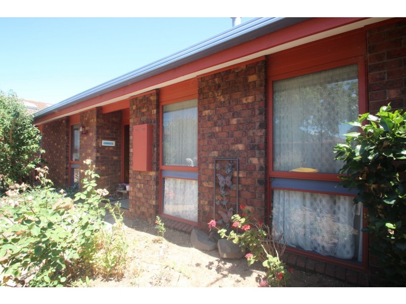 2/75 Gillies Street, Maryborough VIC 3465