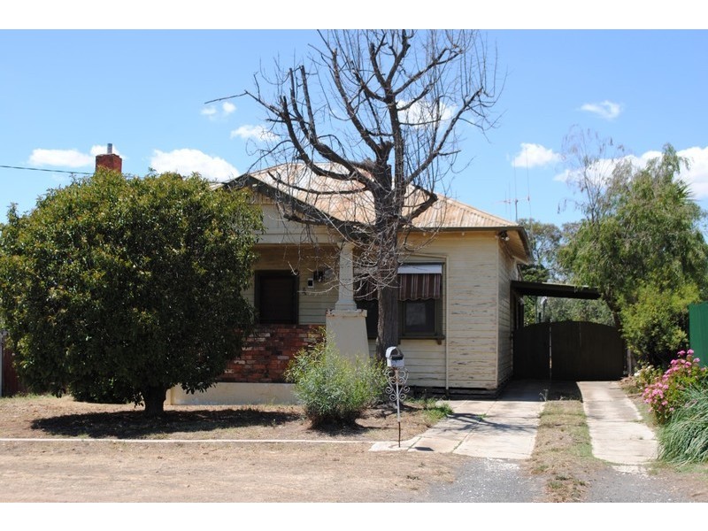 4 Burns Street, Maryborough VIC 3465