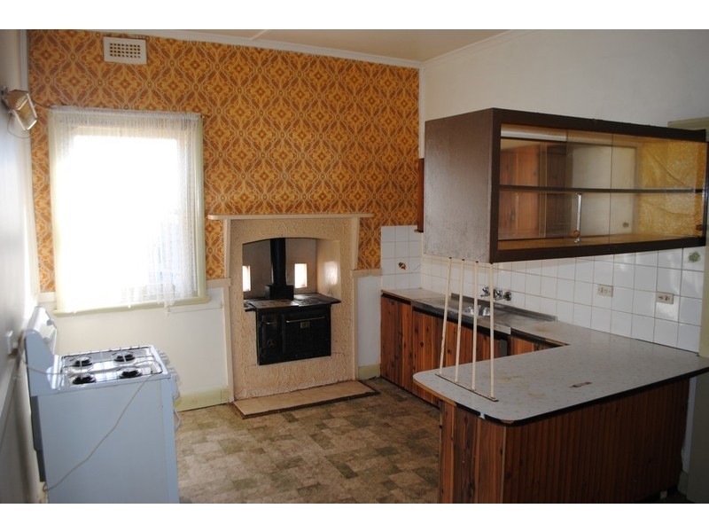 4 Burns Street, Maryborough VIC 3465