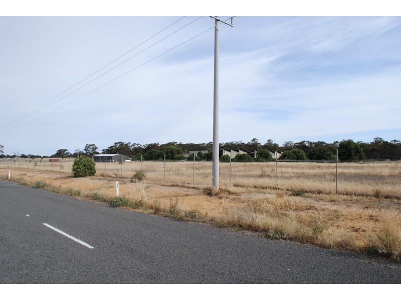 Lot Lot, 7 Tullaroop Road, Maryborough VIC 3465