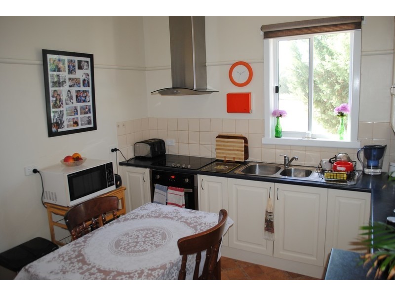 21 McNeil Street, Carisbrook VIC 3464