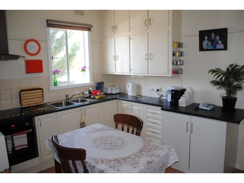 21 McNeil Street, Carisbrook VIC 3464