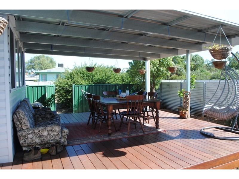 21 McNeil Street, Carisbrook VIC 3464