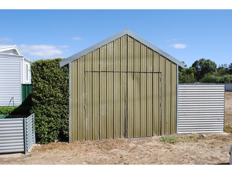 21 McNeil Street, Carisbrook VIC 3464