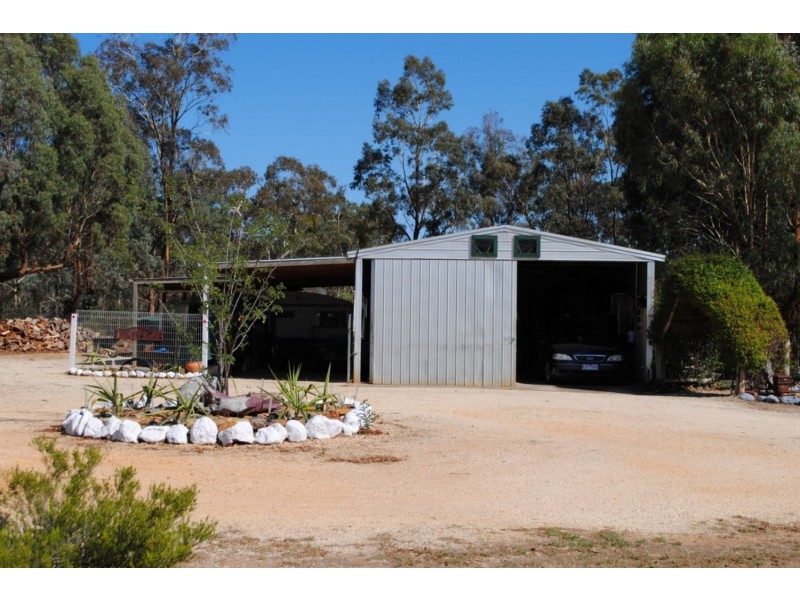 1875 Sunraysia Highway, Avoca VIC 3467