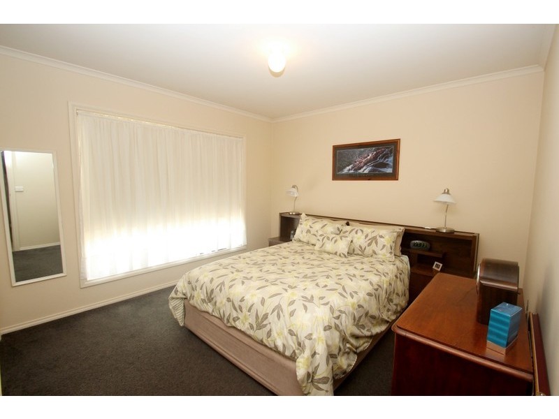 1/8 Backway Court, Maryborough VIC 3465