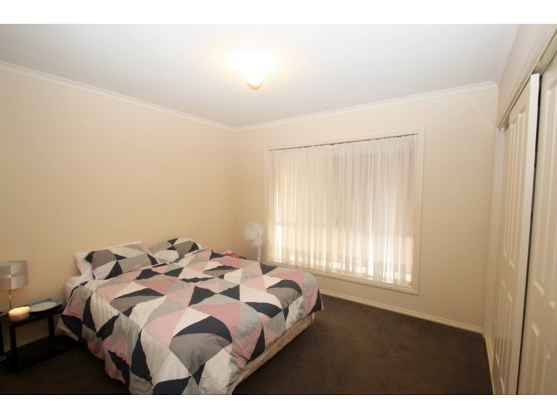 2/8 Backway Court, Maryborough VIC 3465