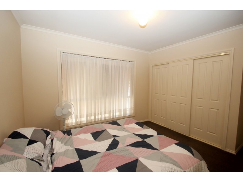 2/8 Backway Court, Maryborough VIC 3465