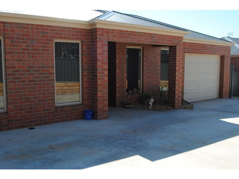 3/6 Lowery Court, Maryborough VIC 3465