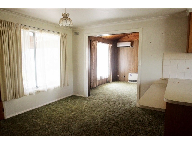 2/9 Holden Street, Maryborough VIC 3465