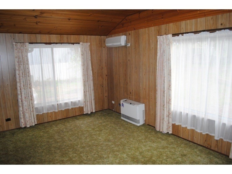 2/9 Holden Street, Maryborough VIC 3465