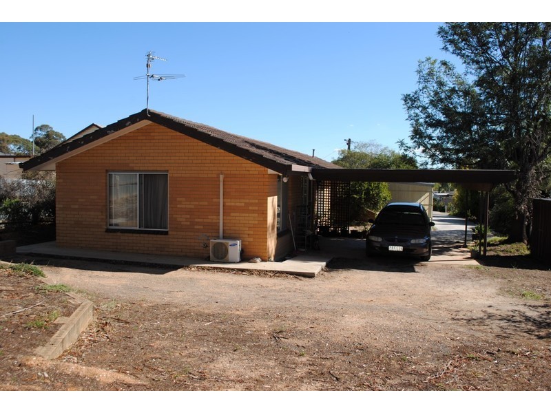 2/9 Holden Street, Maryborough VIC 3465