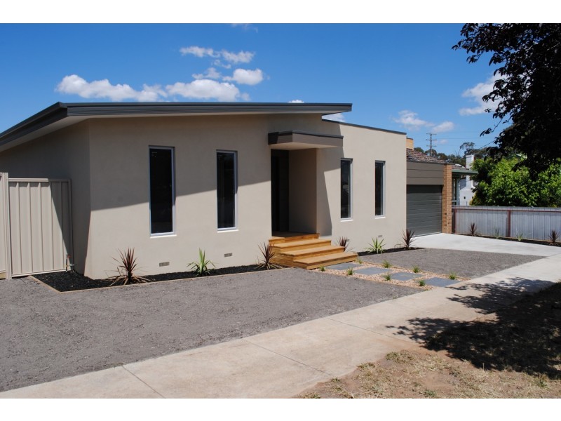 3/116-118 Gillies Street, Maryborough VIC 3465