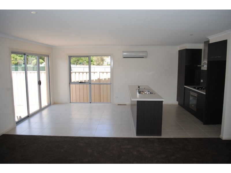 3/116-118 Gillies Street, Maryborough VIC 3465