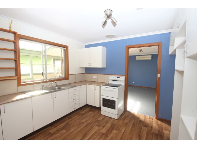 24 McKinnon Road, Dunolly VIC 3472