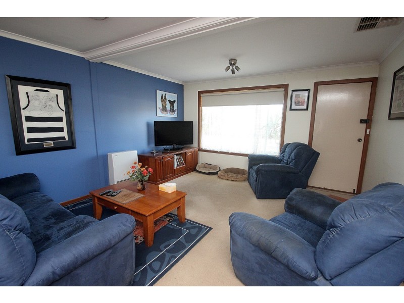 24 McKinnon Road, Dunolly VIC 3472