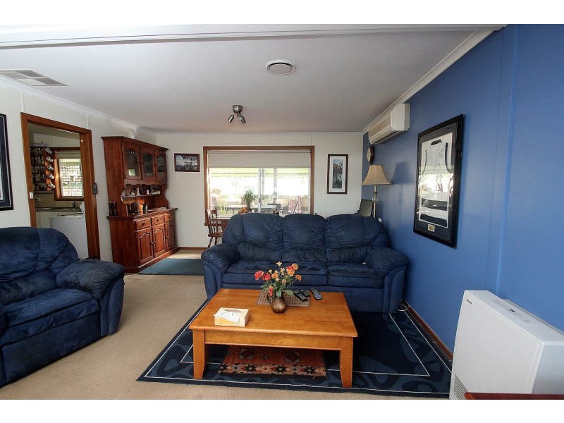 24 McKinnon Road, Dunolly VIC 3472