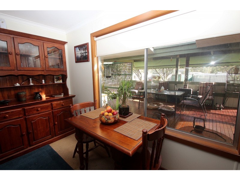 24 McKinnon Road, Dunolly VIC 3472