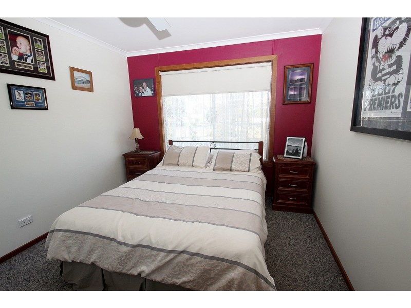 24 McKinnon Road, Dunolly VIC 3472