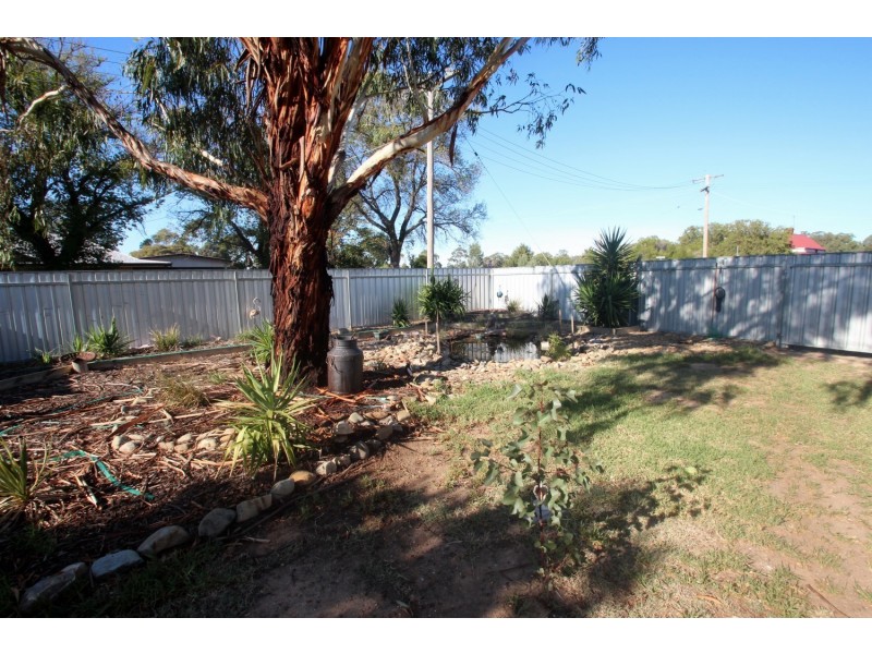 24 McKinnon Road, Dunolly VIC 3472