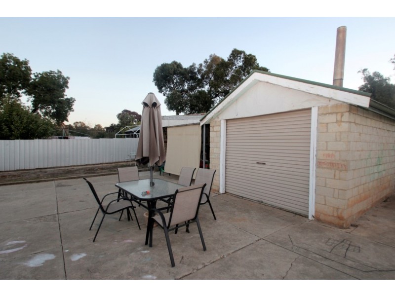 9 Pekin Road, Maryborough VIC 3465