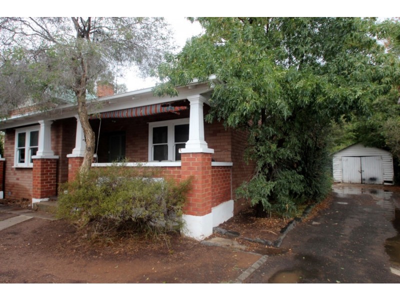 42 Gillies Street, Maryborough VIC 3465