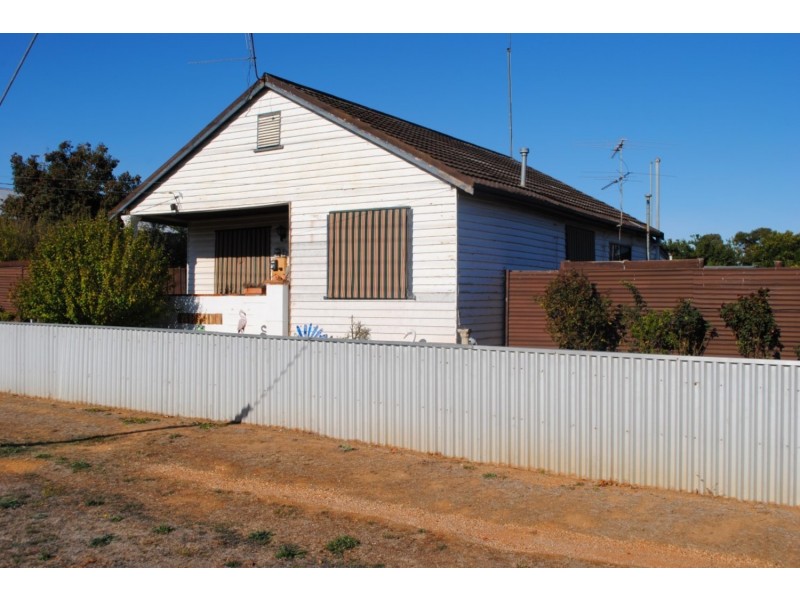 15 Brougham Street, Maryborough VIC 3465