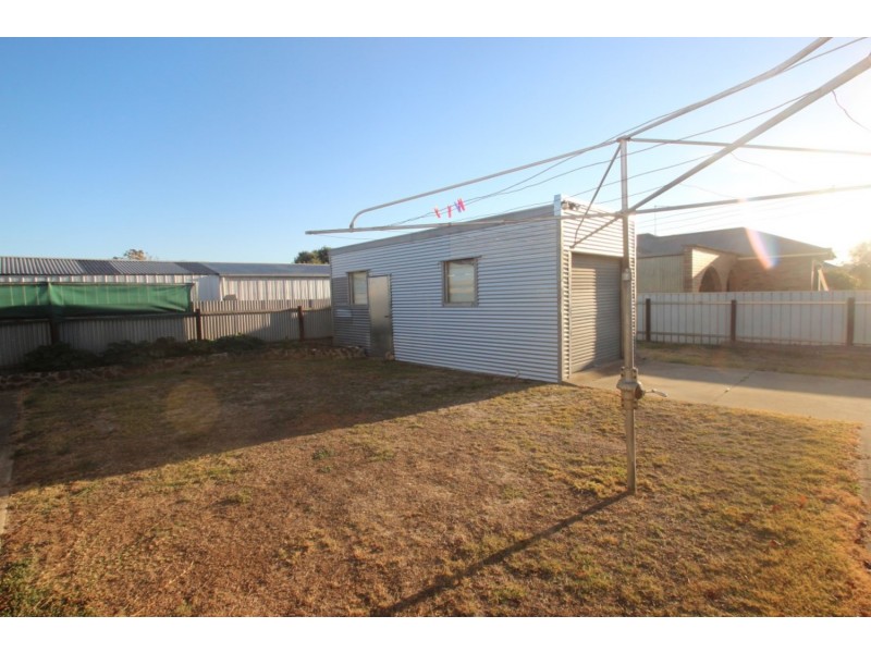 14 Laidman Street, Maryborough VIC 3465