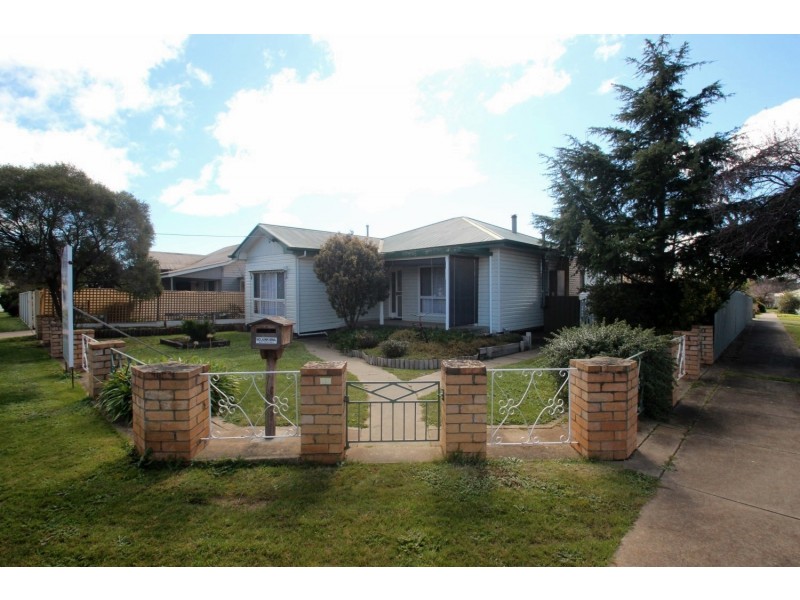 14 Laidman Street, Maryborough VIC 3465