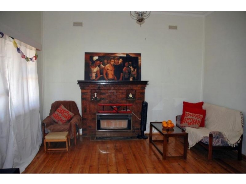 12 Casey Street, Maryborough VIC 3465