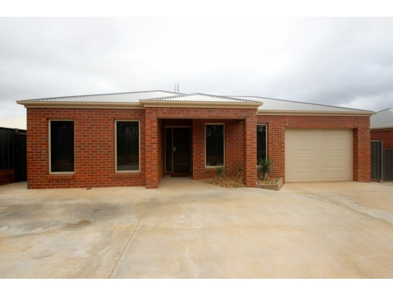 3/6 Lowery Court, Maryborough VIC 3465