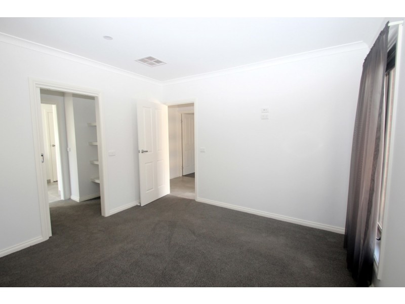 3/6 Lowery Court, Maryborough VIC 3465