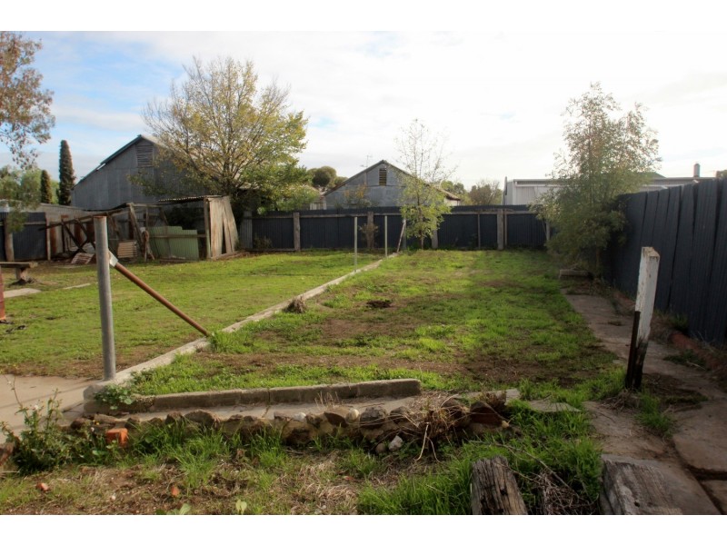 15 Sutton Road, Maryborough VIC 3465