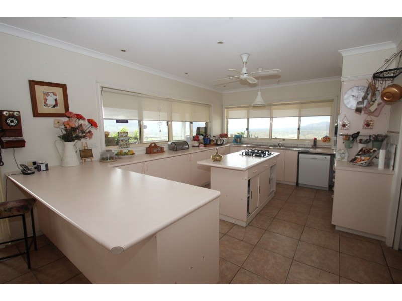 42 Walter’s Lane, Warrenmang VIC 3478