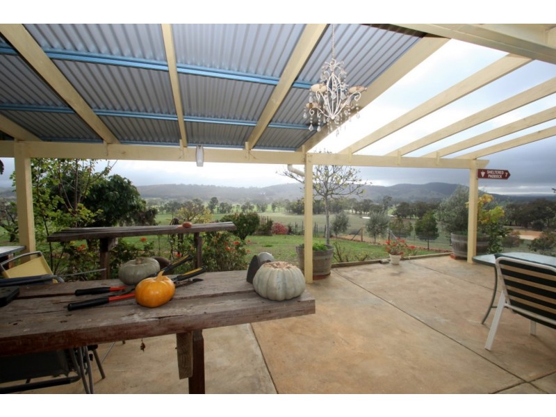 42 Walter’s Lane, Warrenmang VIC 3478