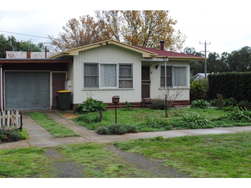 43 Green Street, Carisbrook VIC 3464