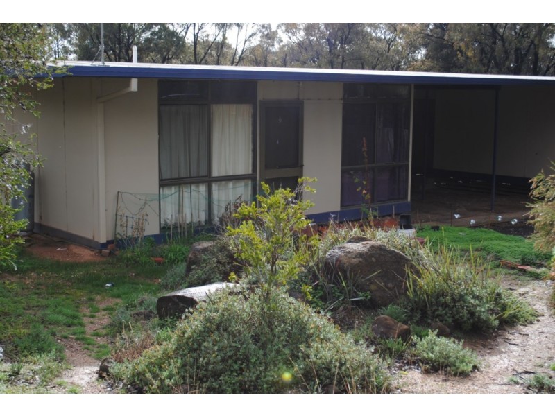 9/11-15 Mimosa Court, Maryborough VIC 3465