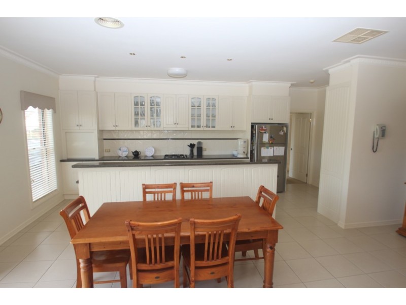 2 Hughes Street, Maryborough VIC 3465