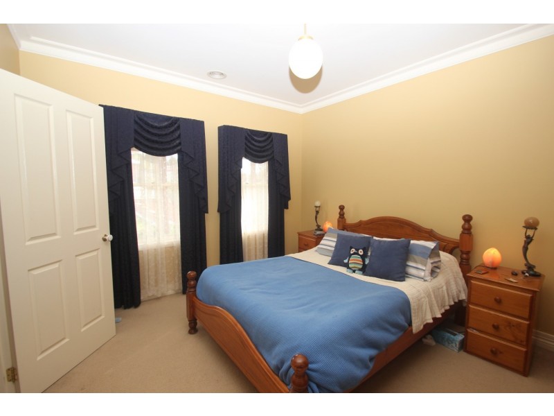 2 Hughes Street, Maryborough VIC 3465