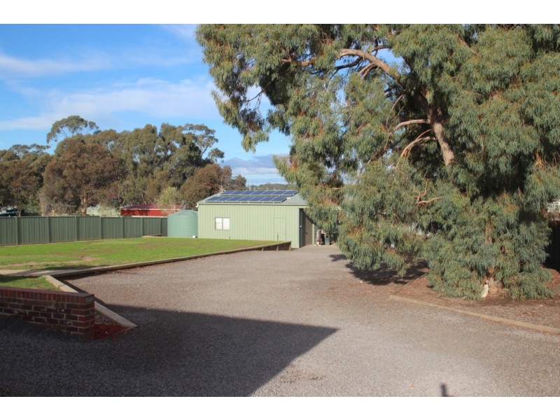 2 Hughes Street, Maryborough VIC 3465