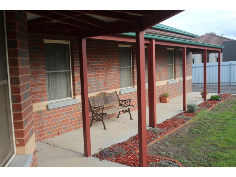 2 Hughes Street, Maryborough VIC 3465