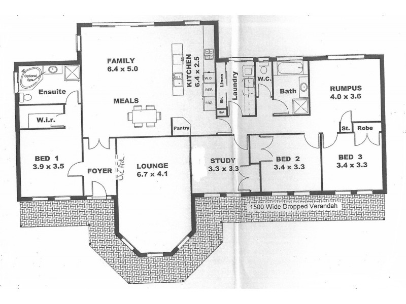 2 Hughes Street, Maryborough VIC 3465 Floorplan