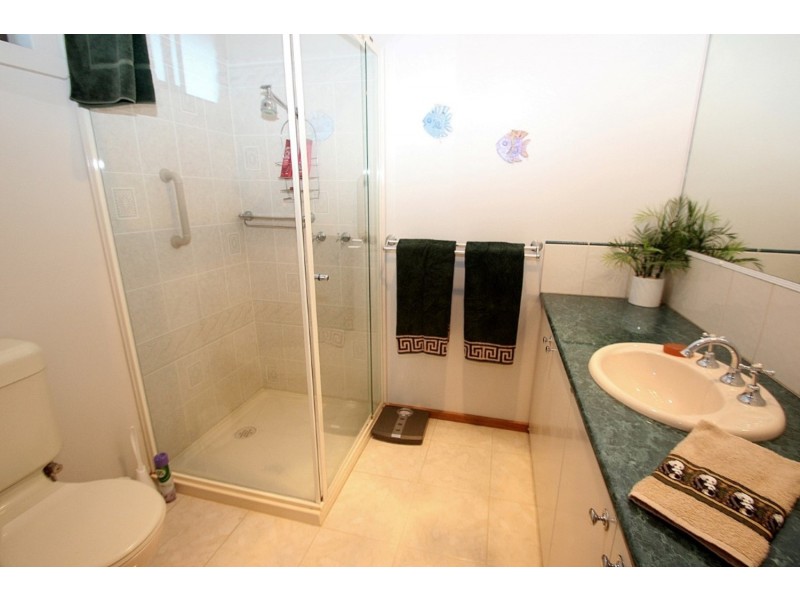 13 Bryant Street, Maryborough VIC 3465