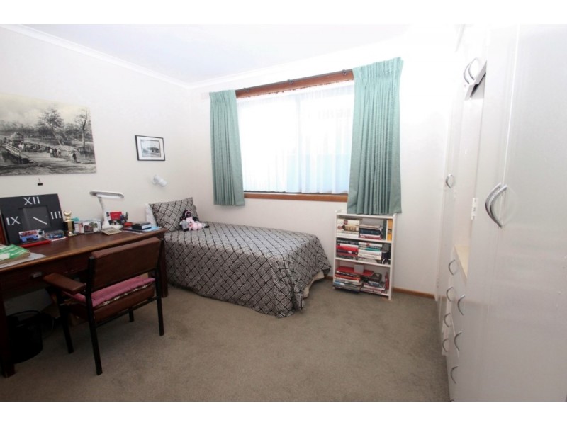 13 Bryant Street, Maryborough VIC 3465